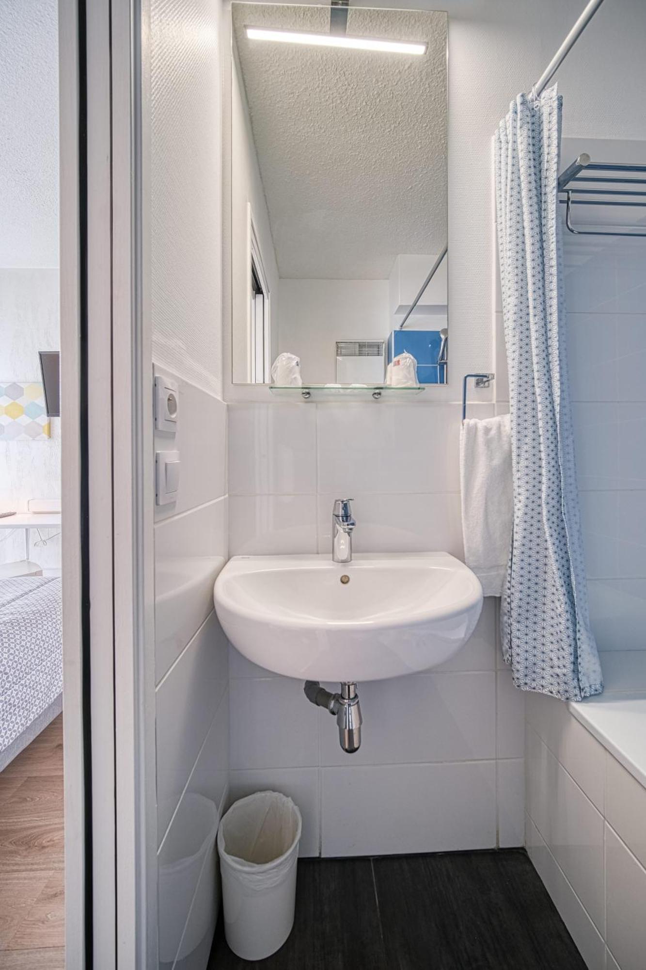 Hotel Cote Sud Saint-Péray Екстериор снимка